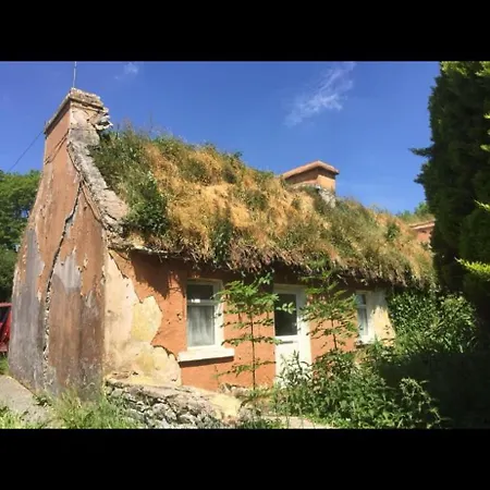 -Going Back In Time- 200 Year Old Farmhouse Creegh Exterior photo